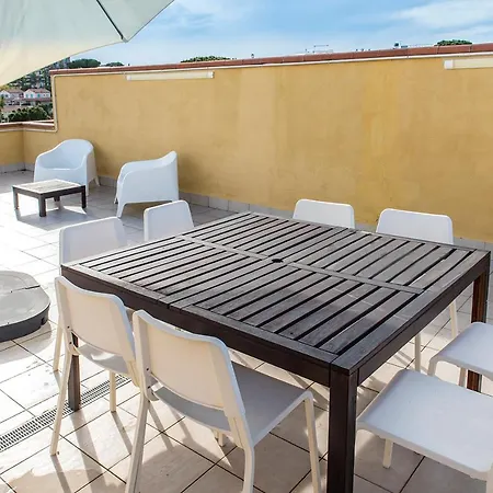 Lägenhet Trilo A Con Terrazza Panoramica Marcelli