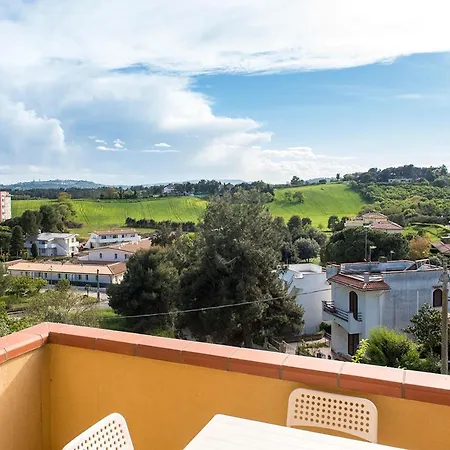 Lägenhet Trilo A Con Terrazza Panoramica Marcelli